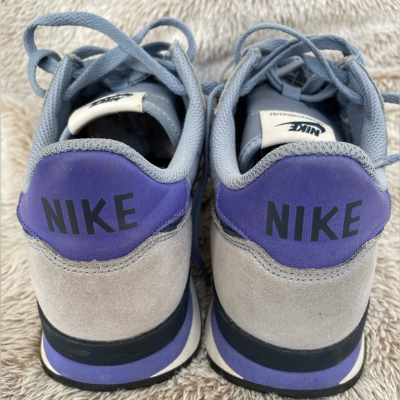Nike Internationalist Women’s US 10 a Blue Gray and Violet Athletic Shoes - Picture 3 of 7